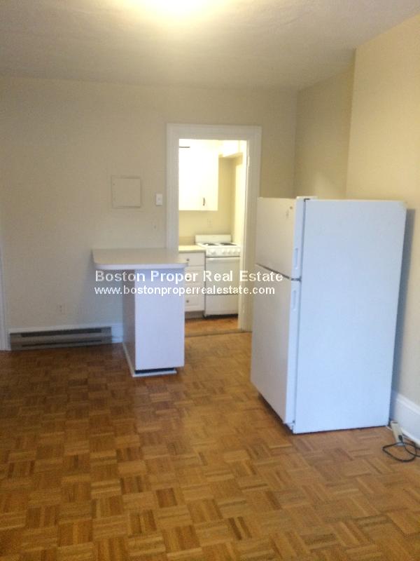 110 Newbury St, Back Bay