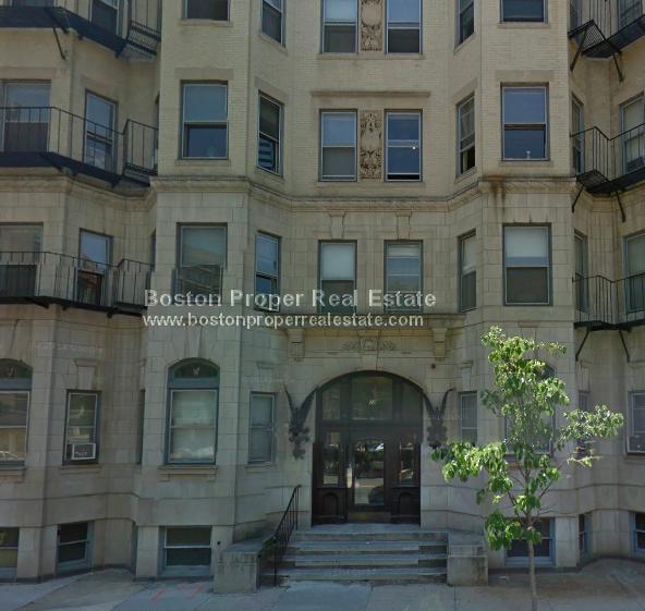 28 Westland Ave, Fenway