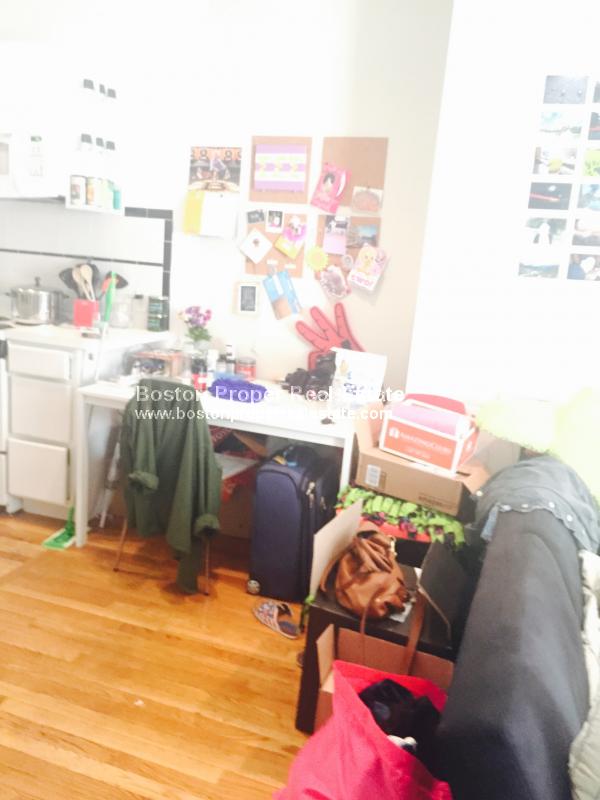 57 Westland Ave, Fenway