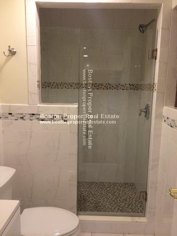 403 Commonwealth Ave, Back Bay