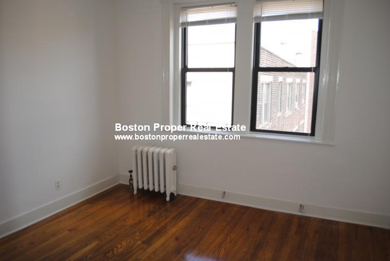 52 Charlesgate East, Fenway