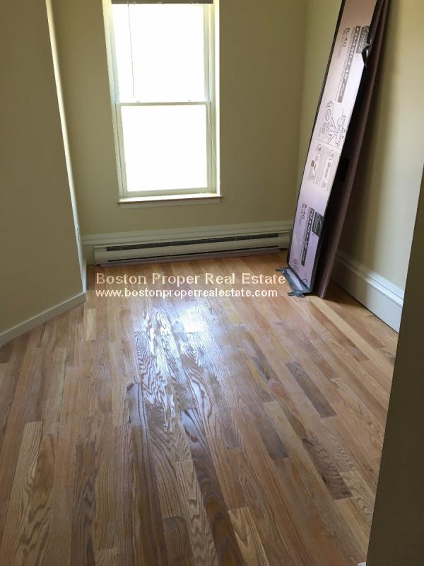 415 Massachusetts Ave, Roxbury