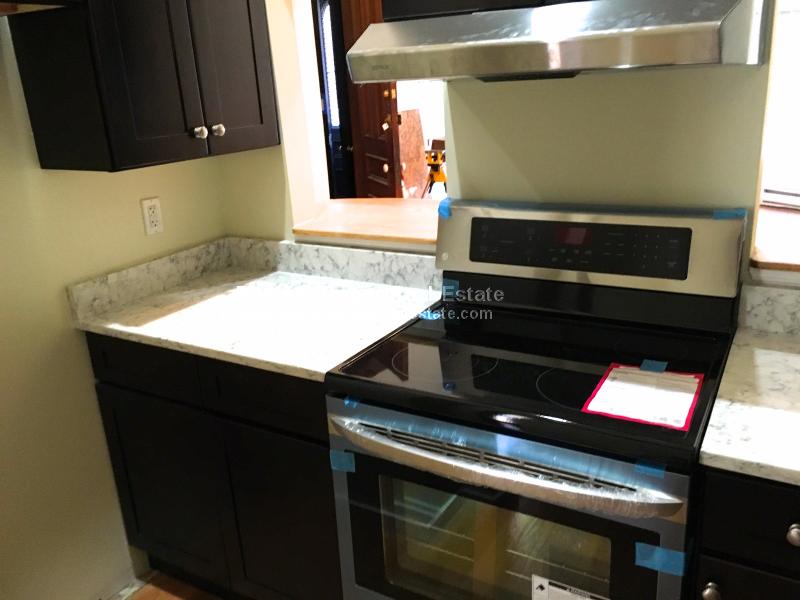 415 Massachusetts Ave, Roxbury