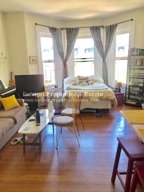 307 Beacon St, Back Bay