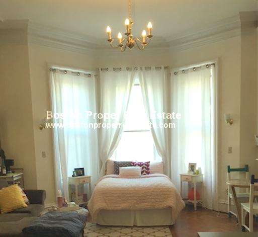 307 Beacon St, Back Bay