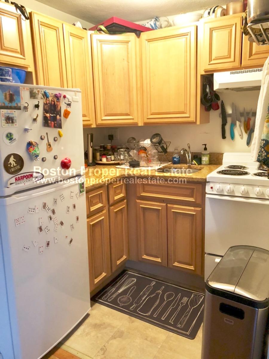 15 Joy St, Beacon Hill