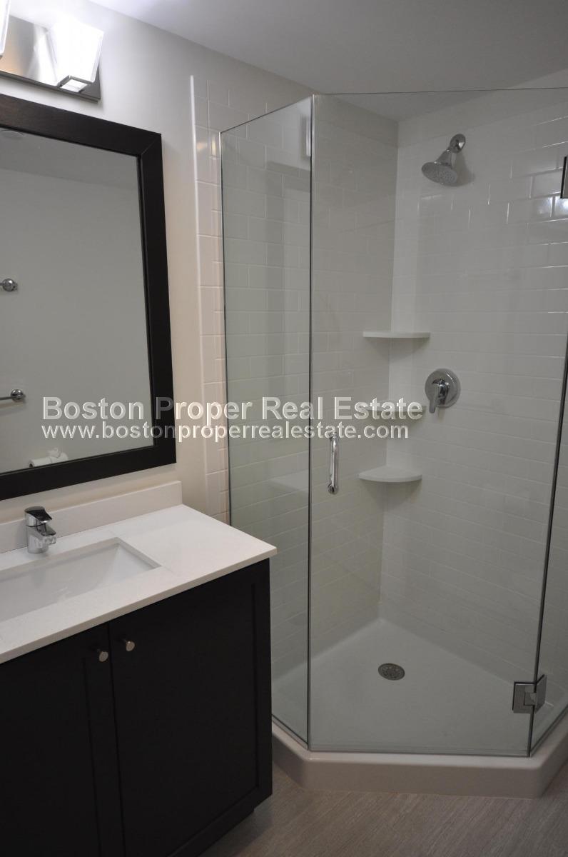 659 Massachusetts Ave, South End