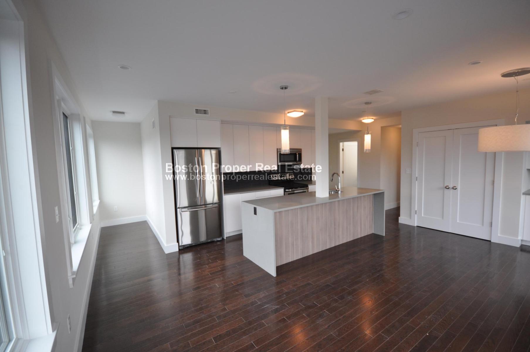 659 Massachusetts Ave, South End