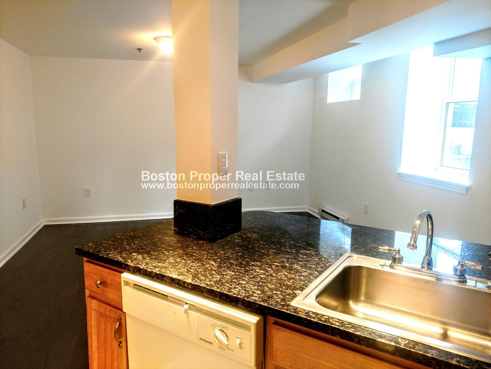 108 Jersey St, Fenway