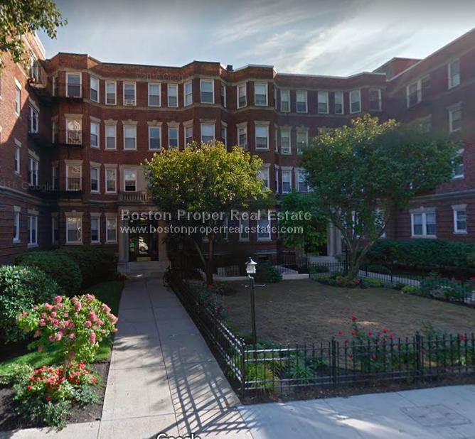 100 Queensberry St, Fenway