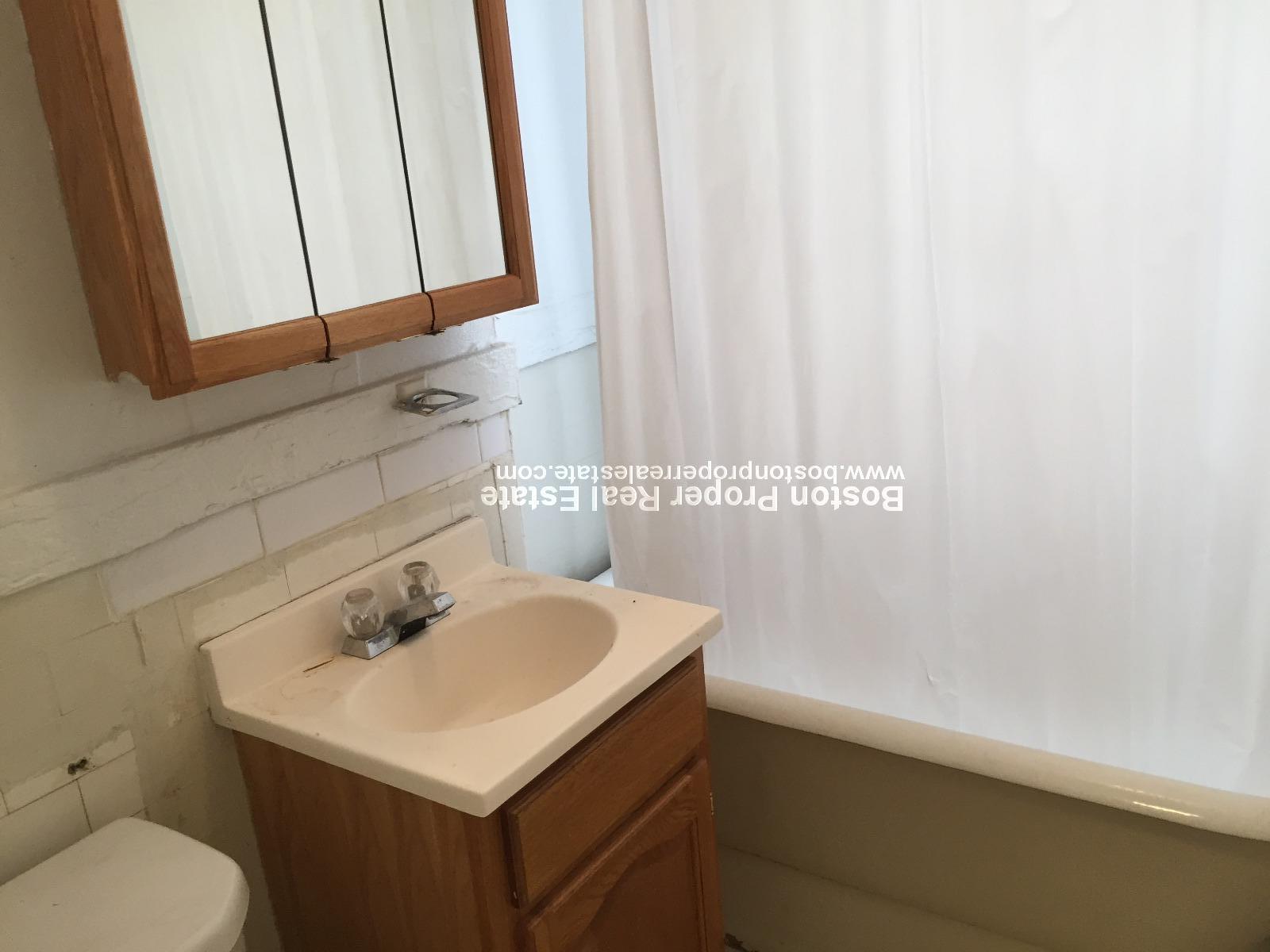 1179 Boylston St, Fenway