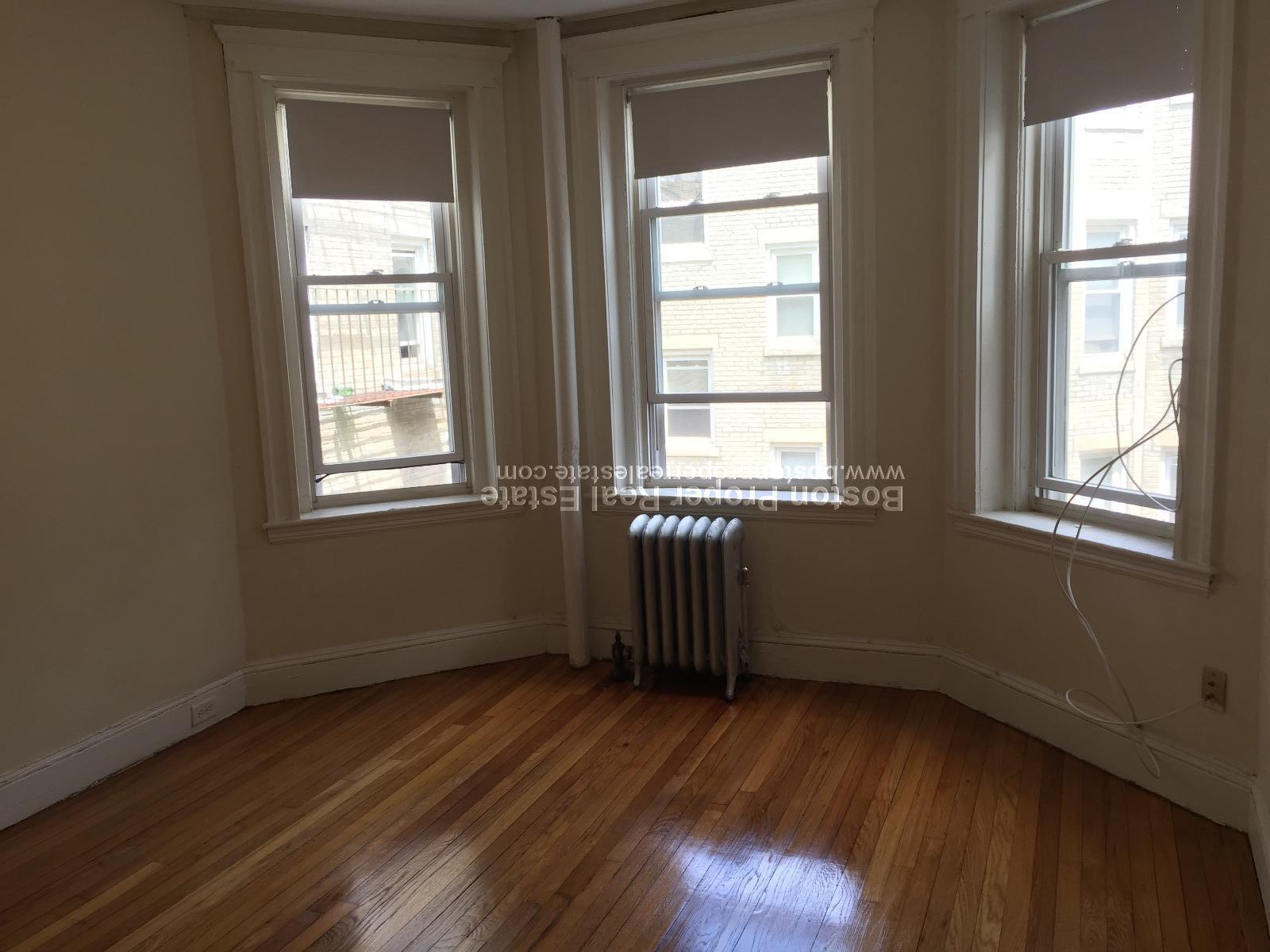 1179 Boylston St, Fenway