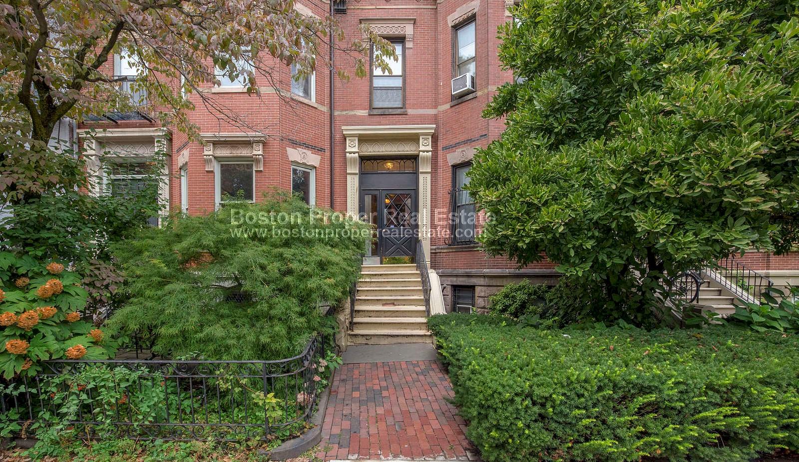 387 Marlborough St, Back Bay