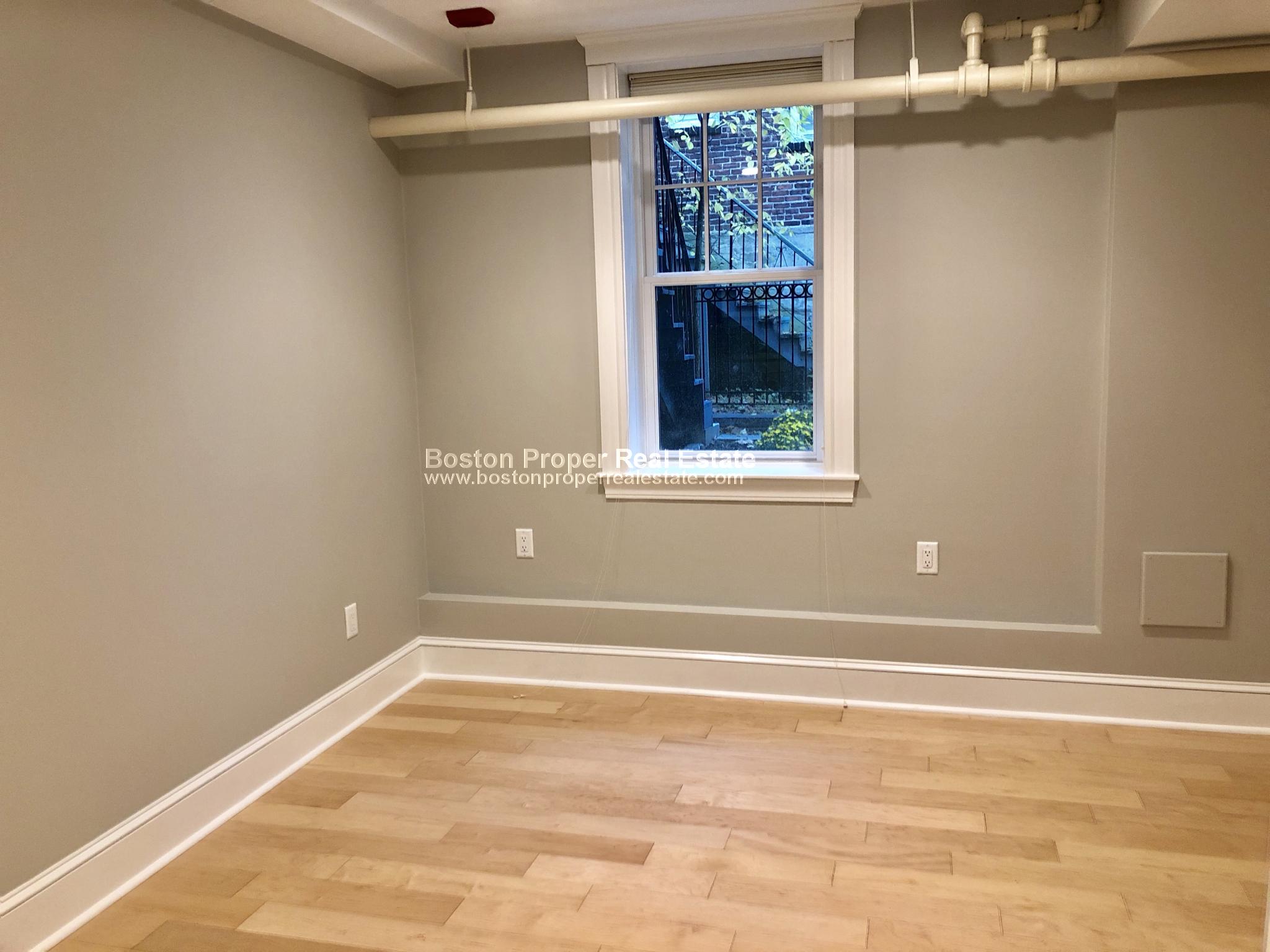 118 University Rd, Aspinwall Hill