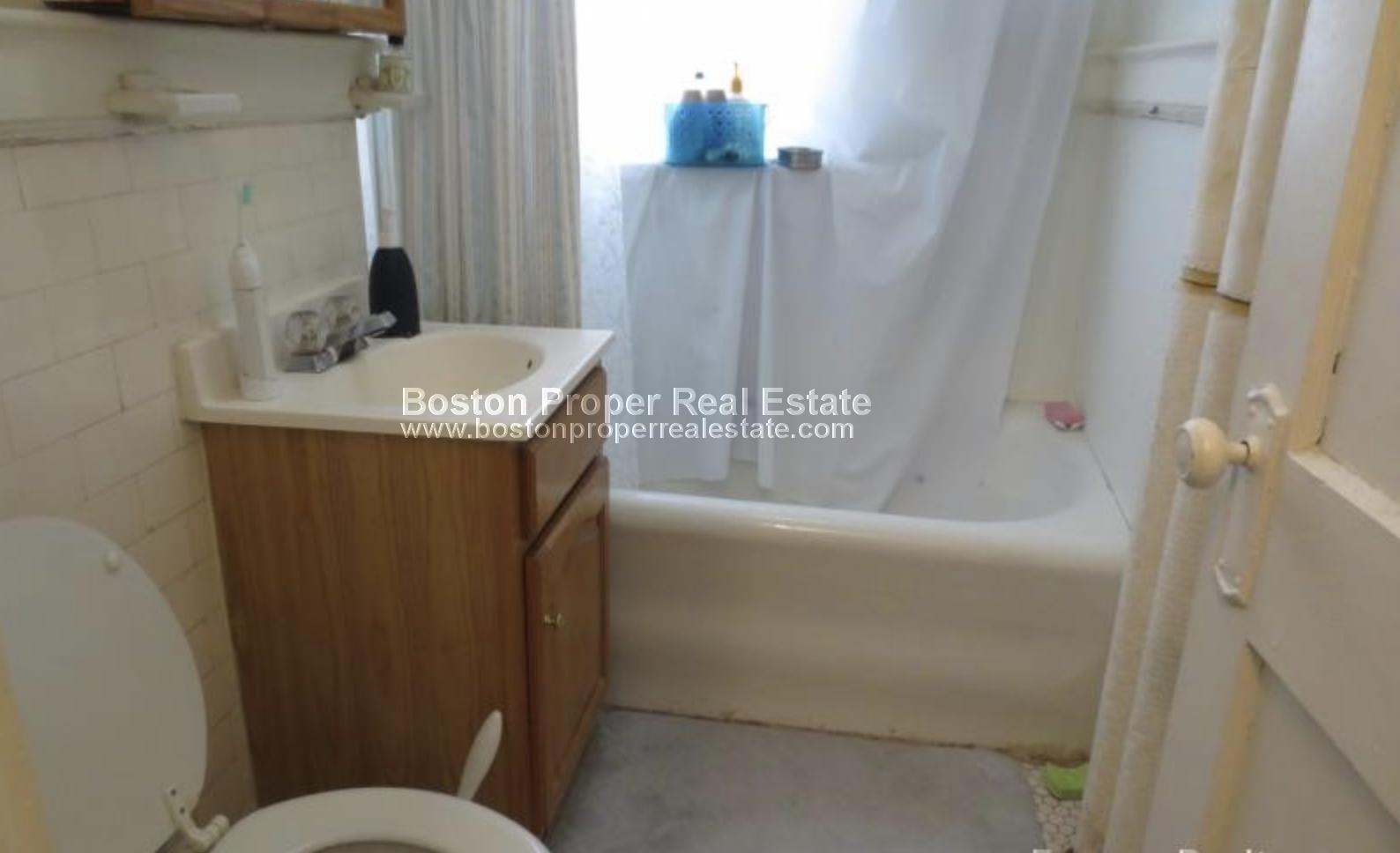 1171 Boylston St, Fenway