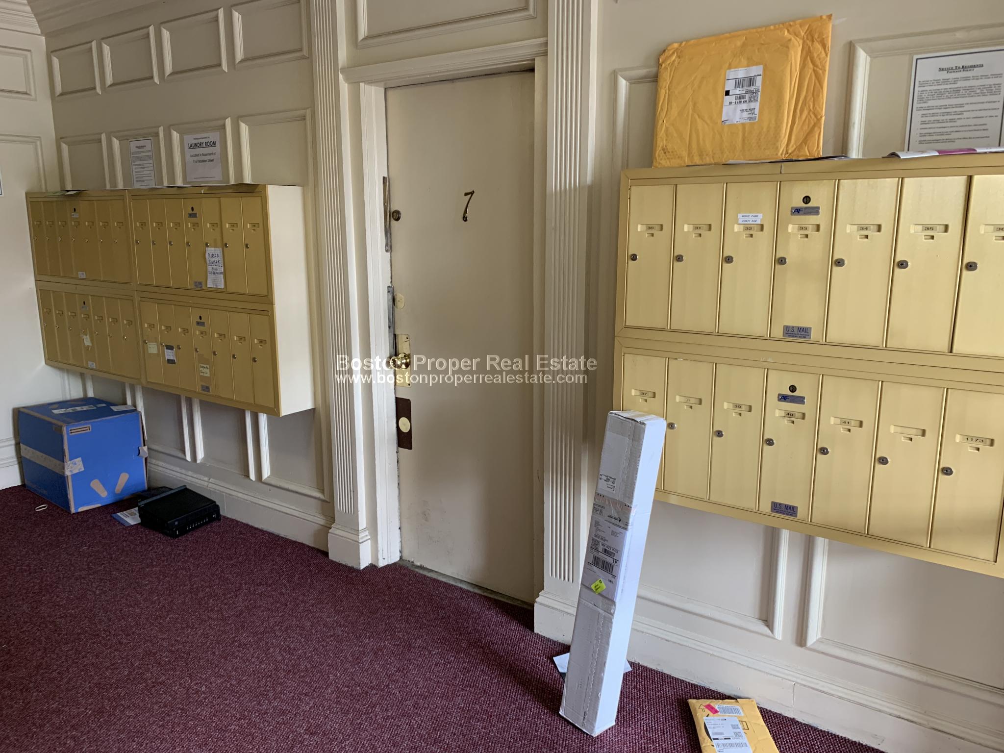 1171 Boylston St, Fenway