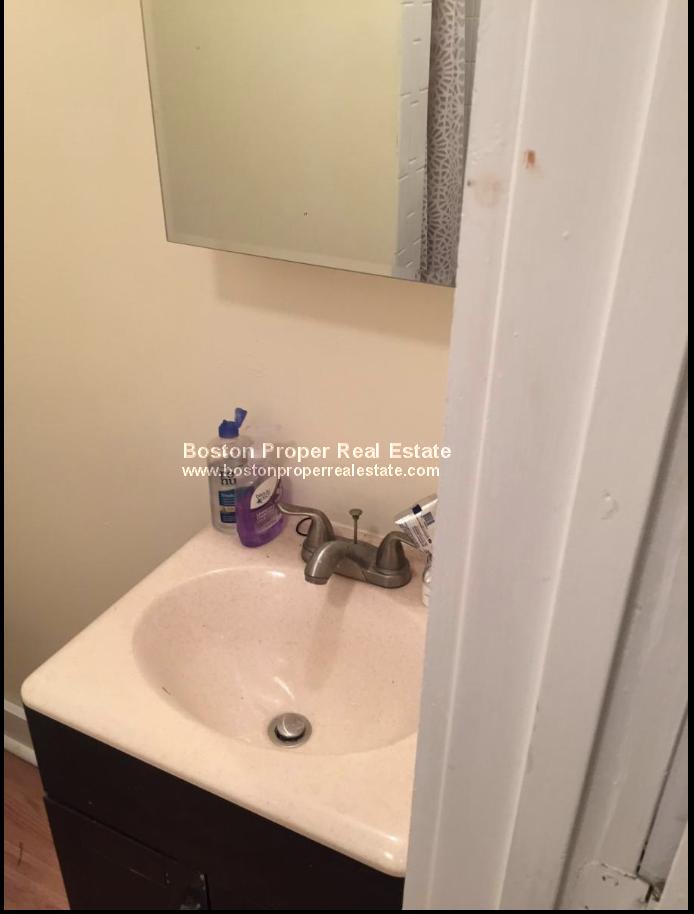 70 Joy St, Beacon Hill