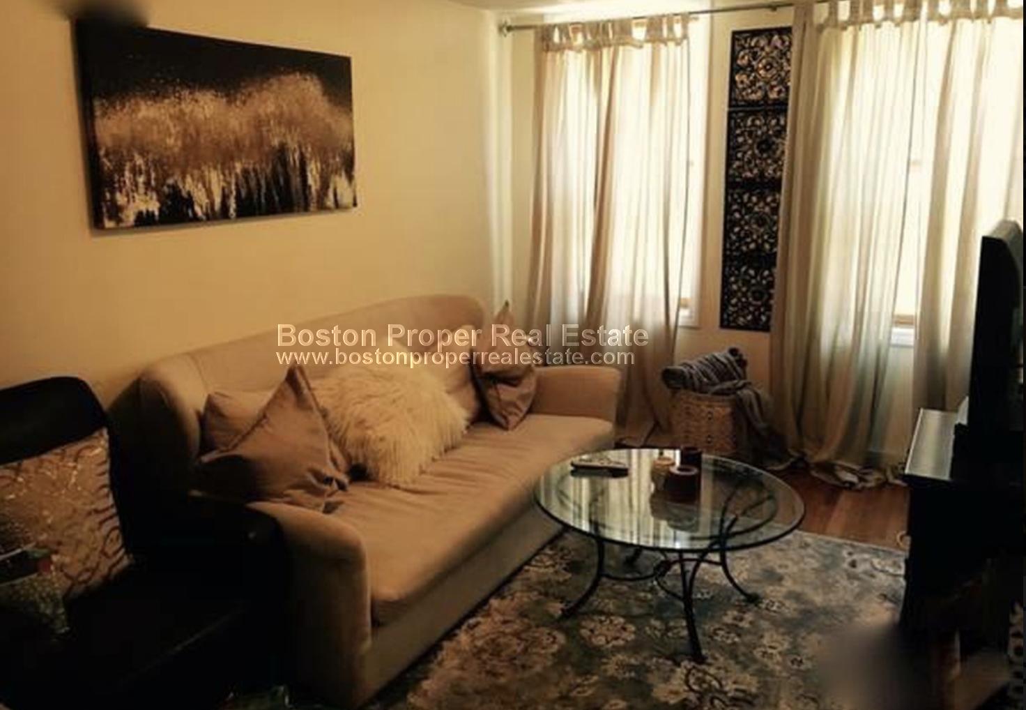 70 Joy St, Beacon Hill