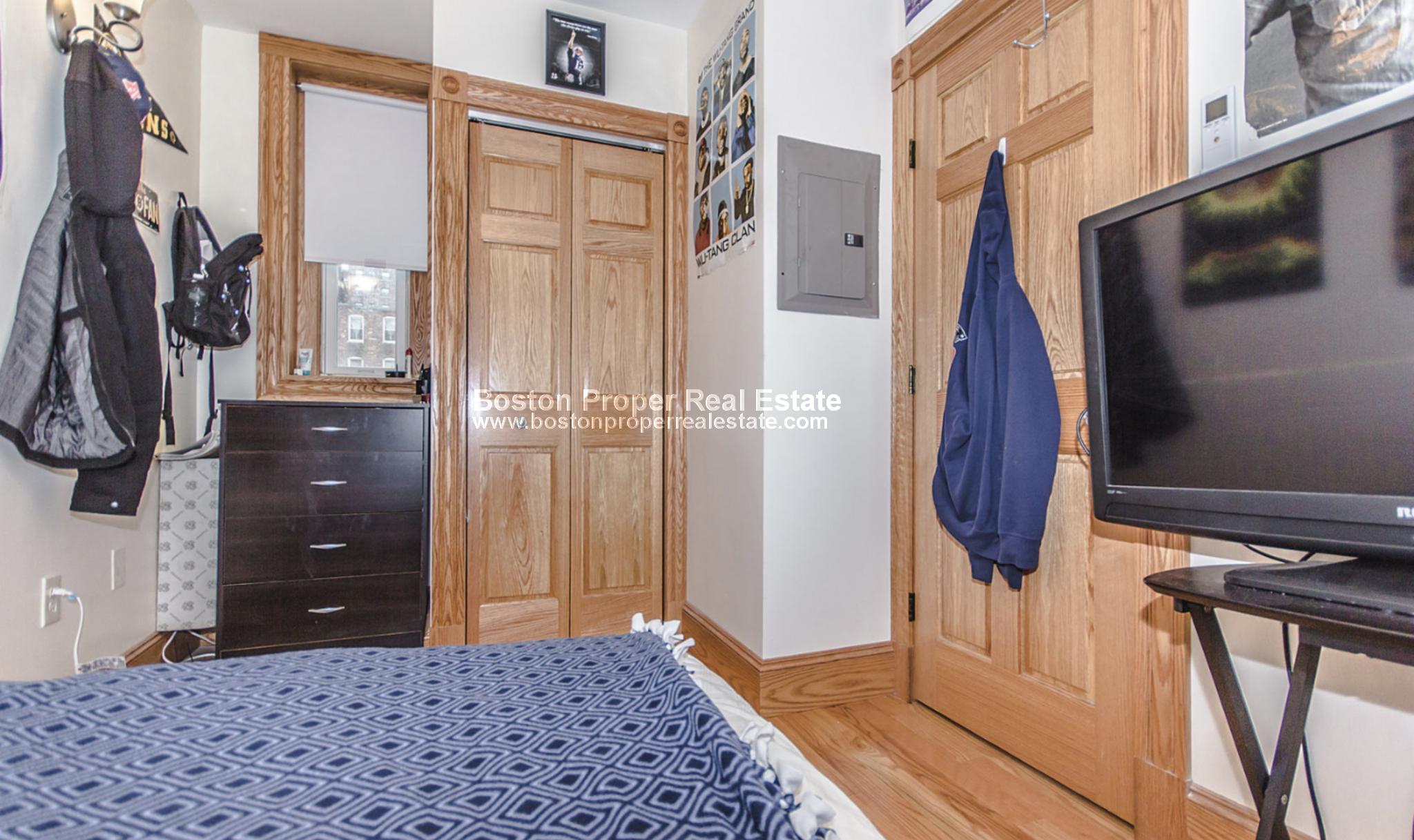 16 South Russell, Beacon Hill