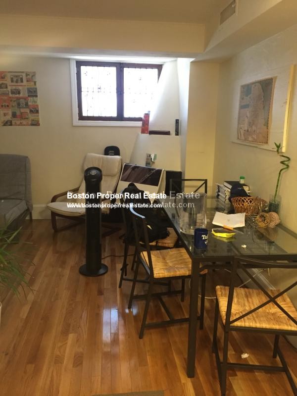 141a Revere St, Beacon Hill