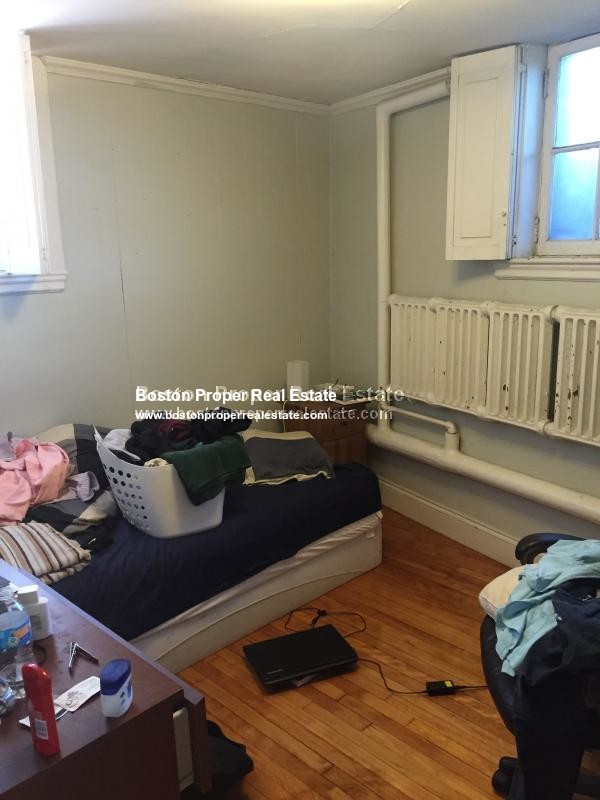 141a Revere St, Beacon Hill