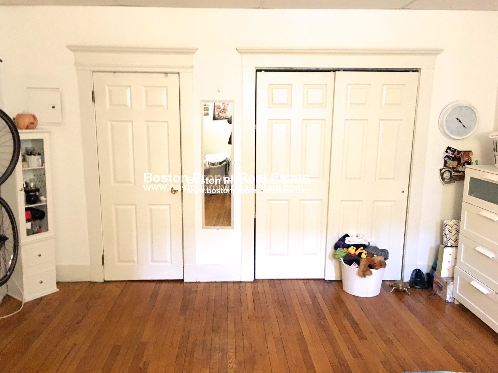 30 Peterborough St, Fenway