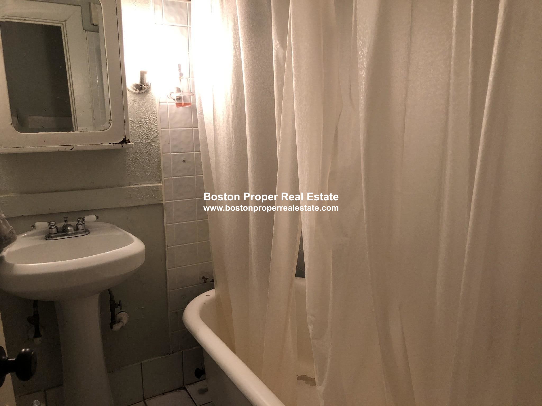 141a Revere St, Beacon Hill