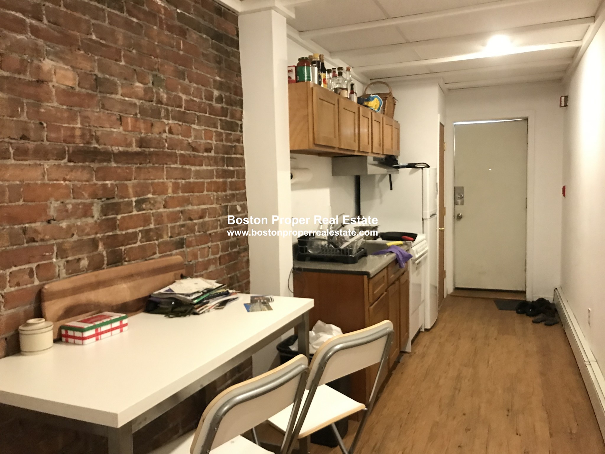 290 Newbury St, Back Bay