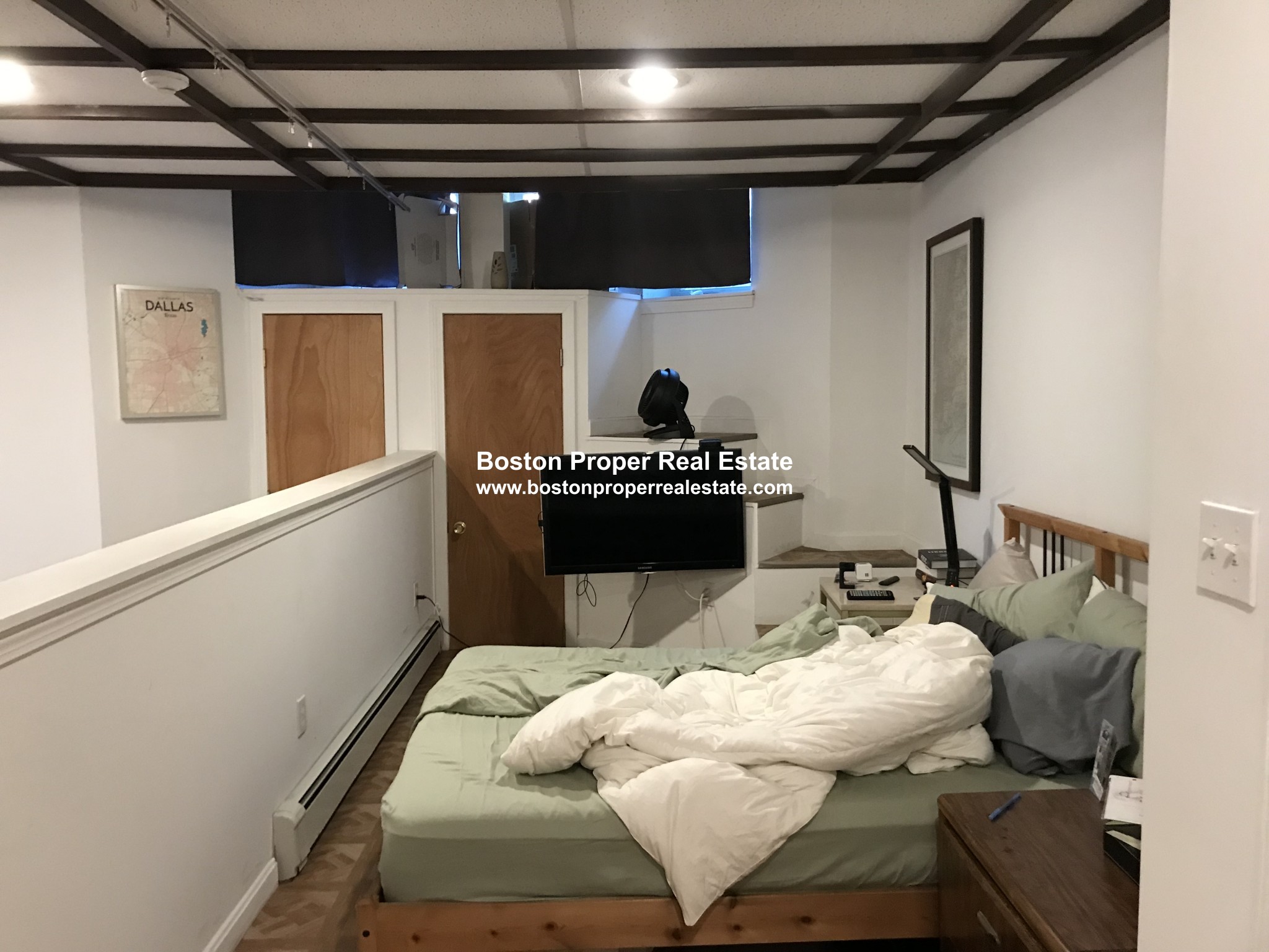 290 Newbury St, Back Bay