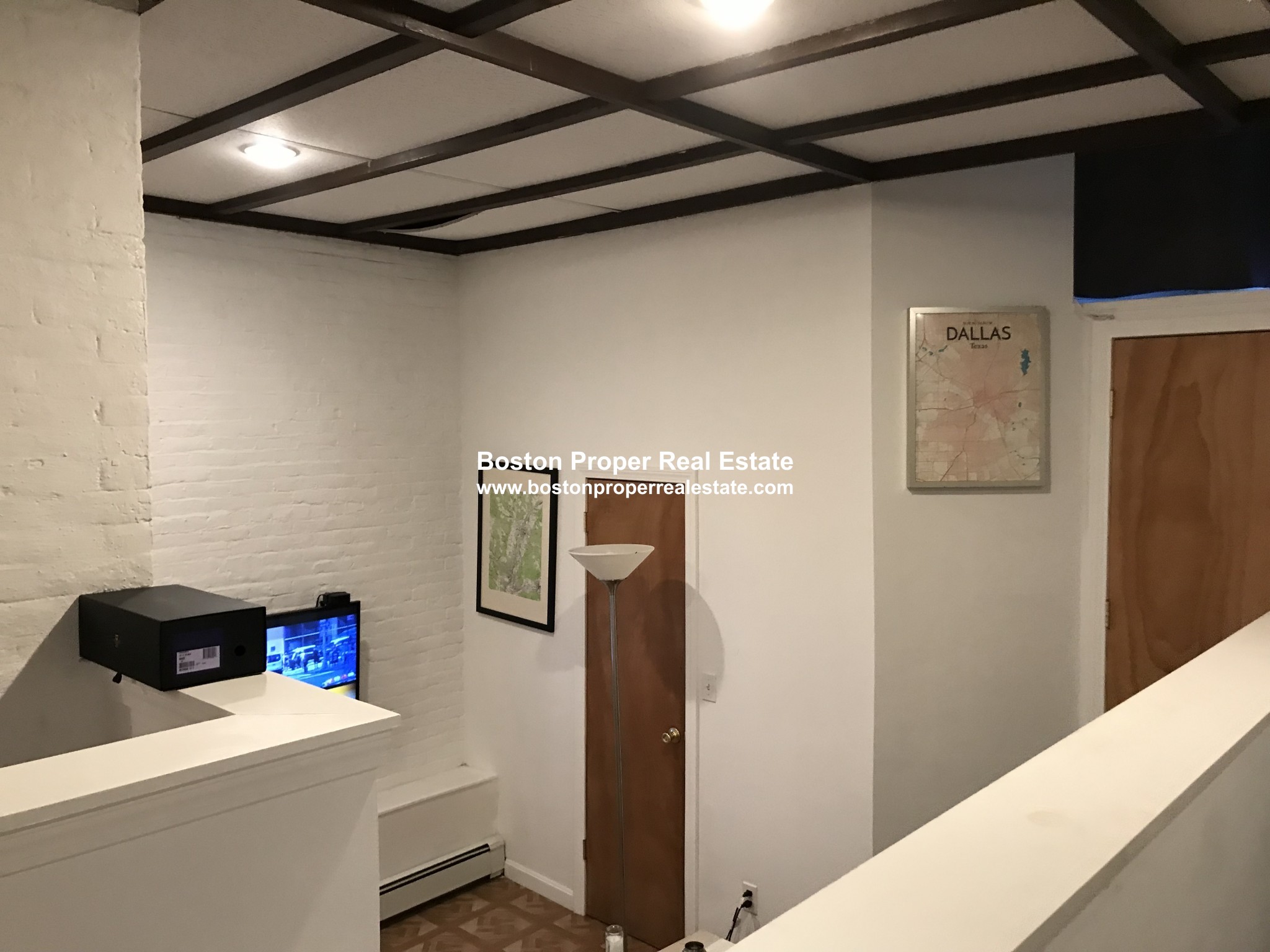 290 Newbury St, Back Bay