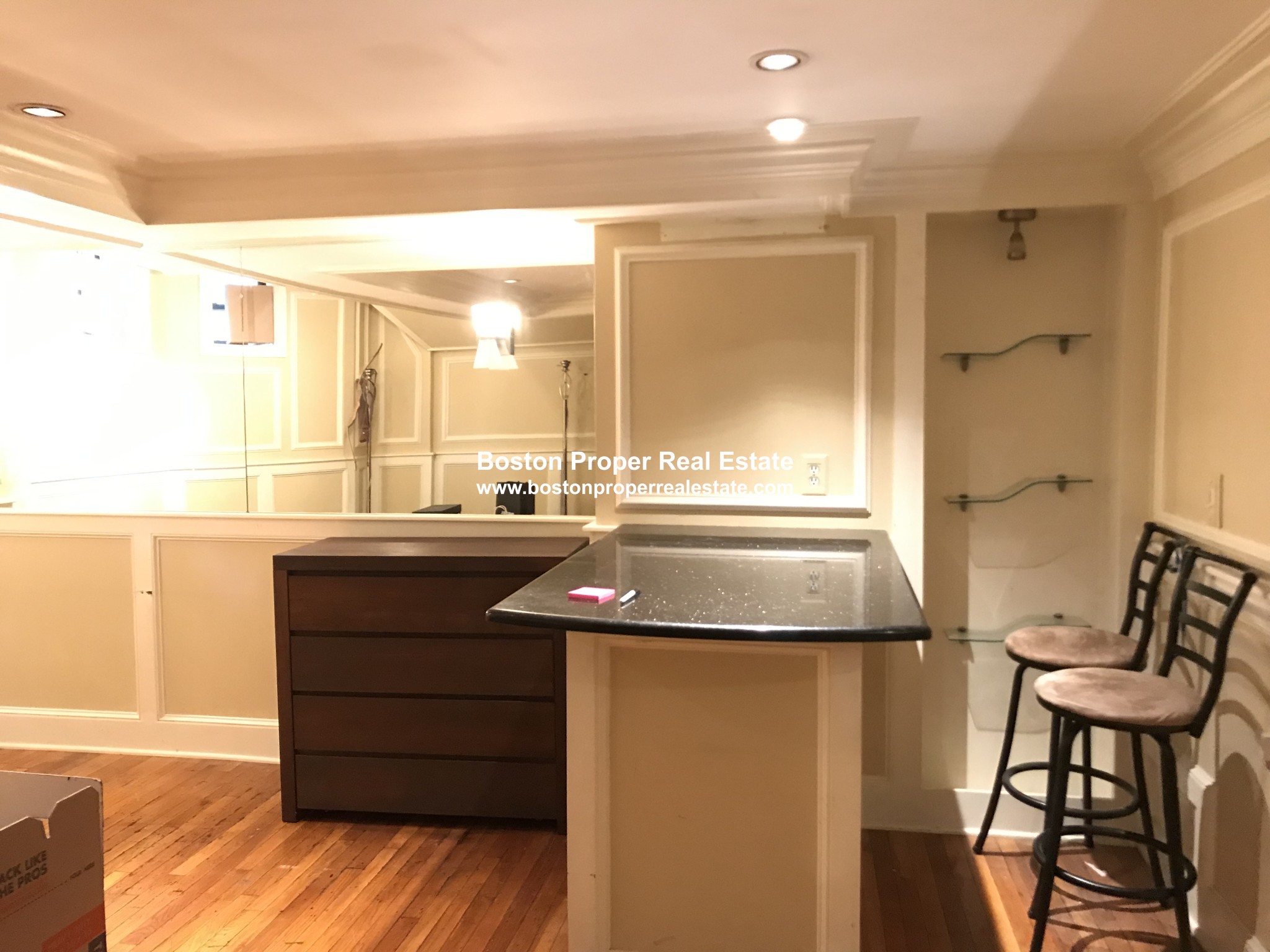 3 Gloucester St, Back Bay