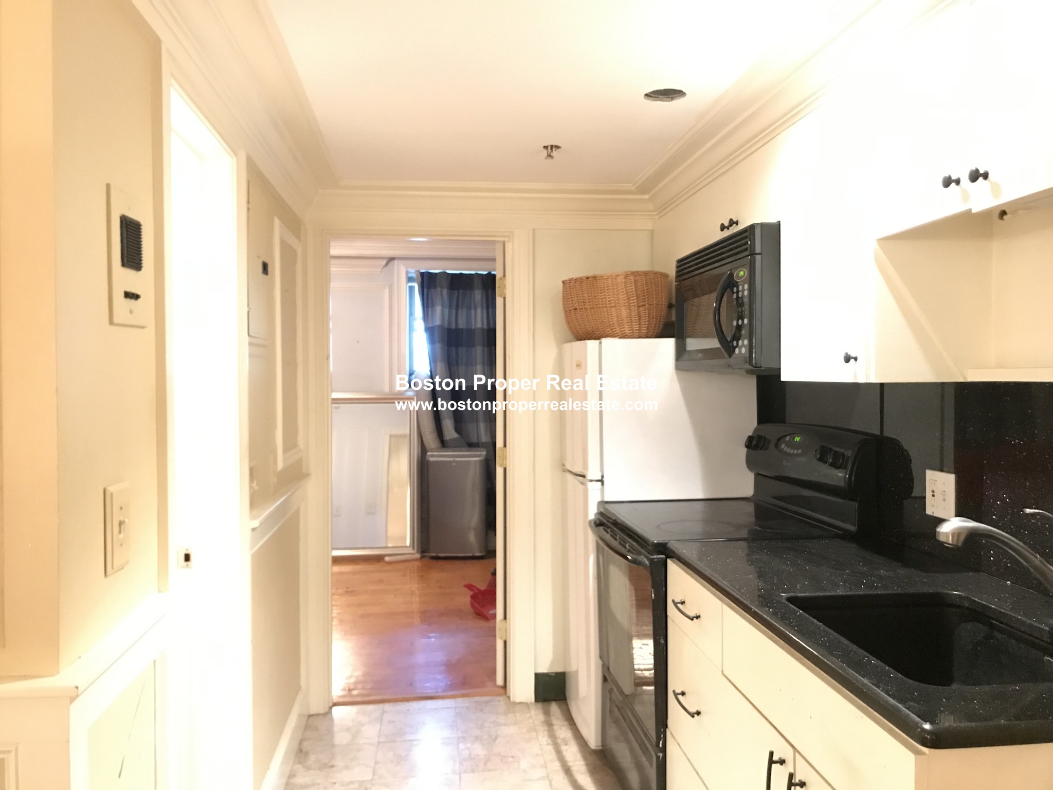 3 Gloucester St, Back Bay