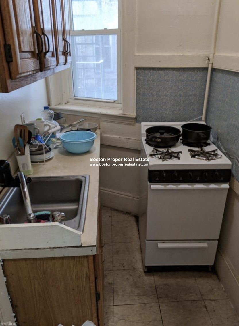 11 Tetlow St, Longwood