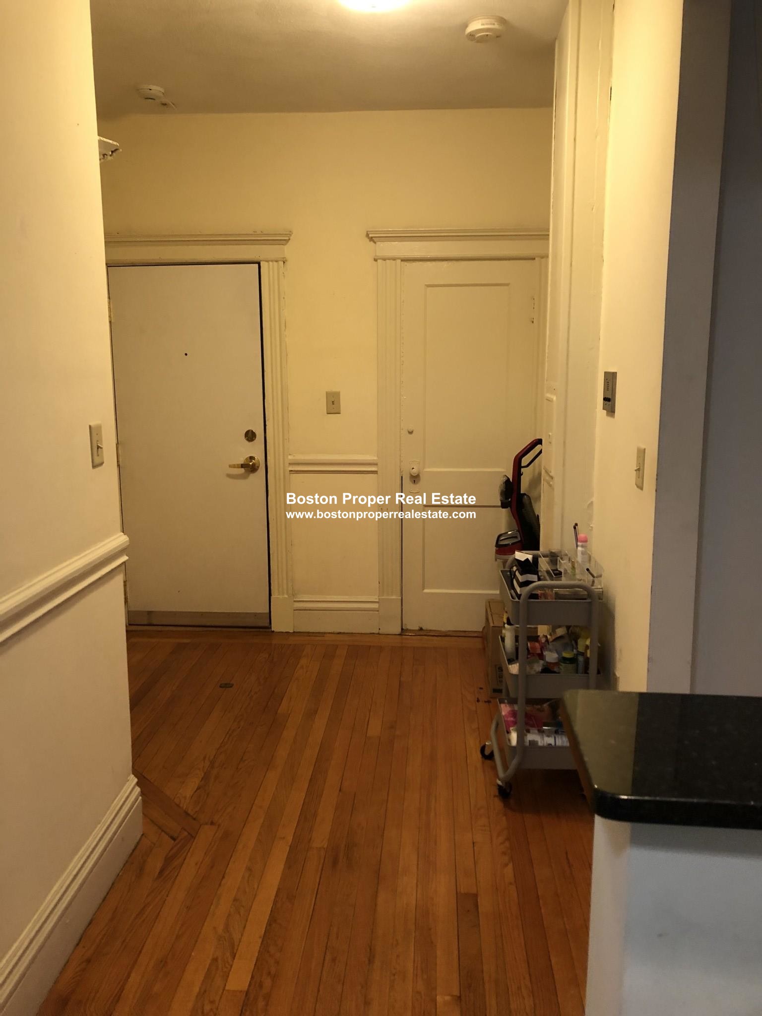 36 Queensberry St, Fenway