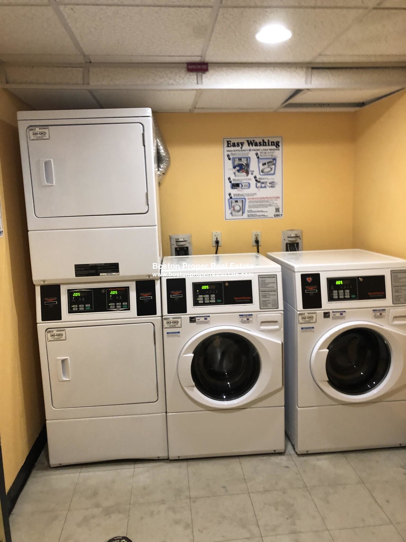 36 Queensberry St, Fenway