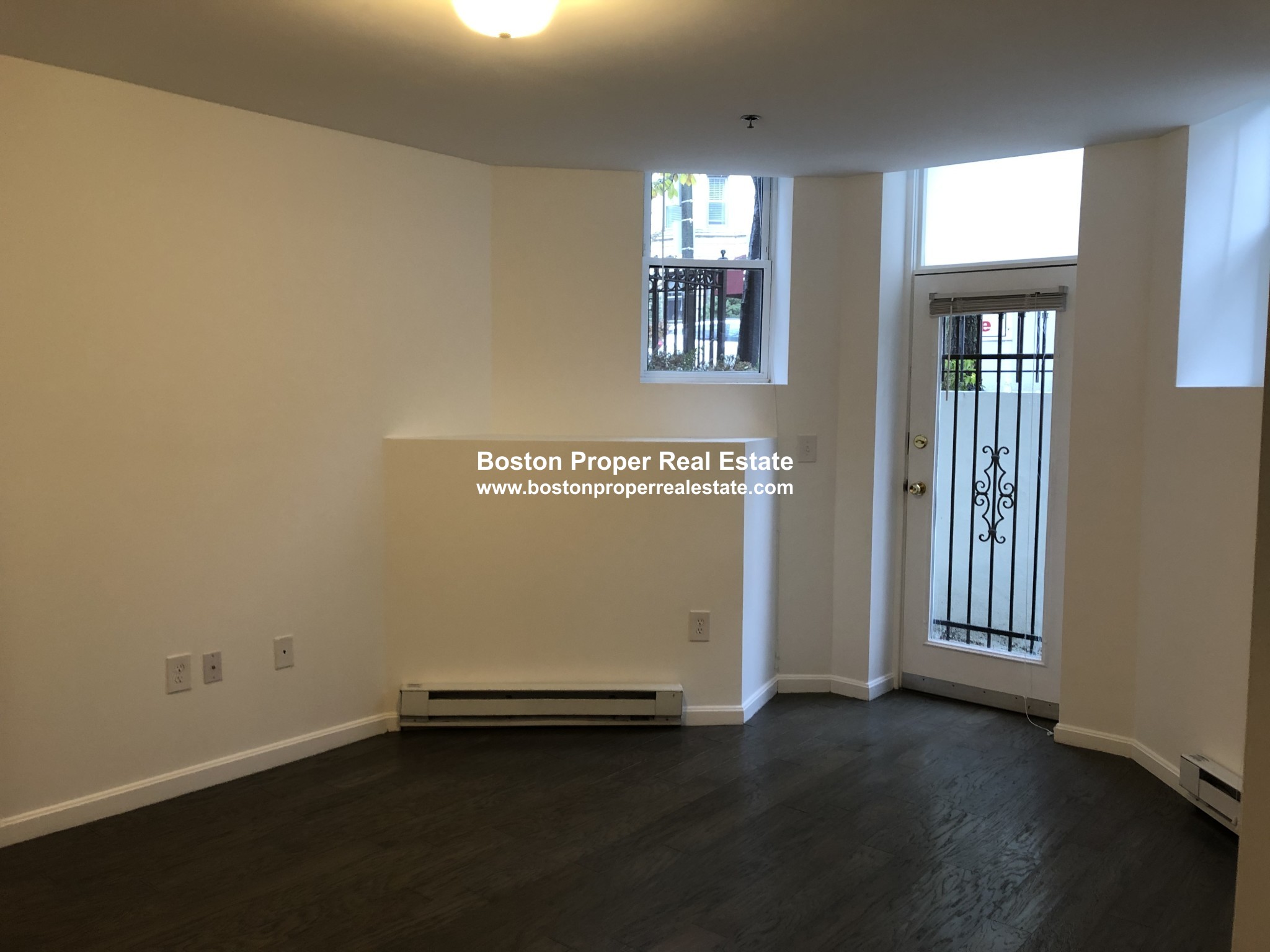 24 Queensberry St, Fenway