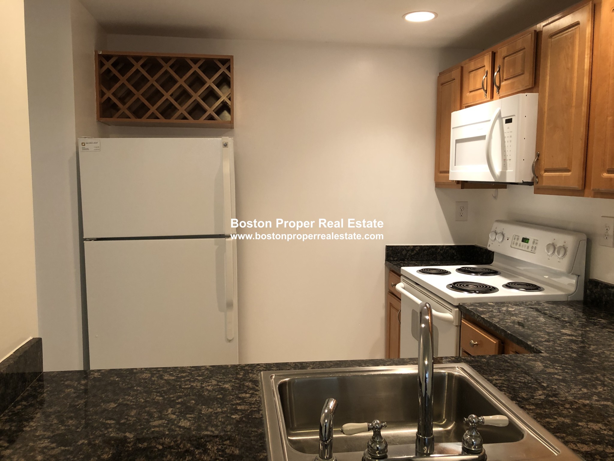 24 Queensberry St, Fenway