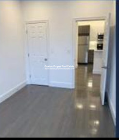 124 Peterborough St, Fenway