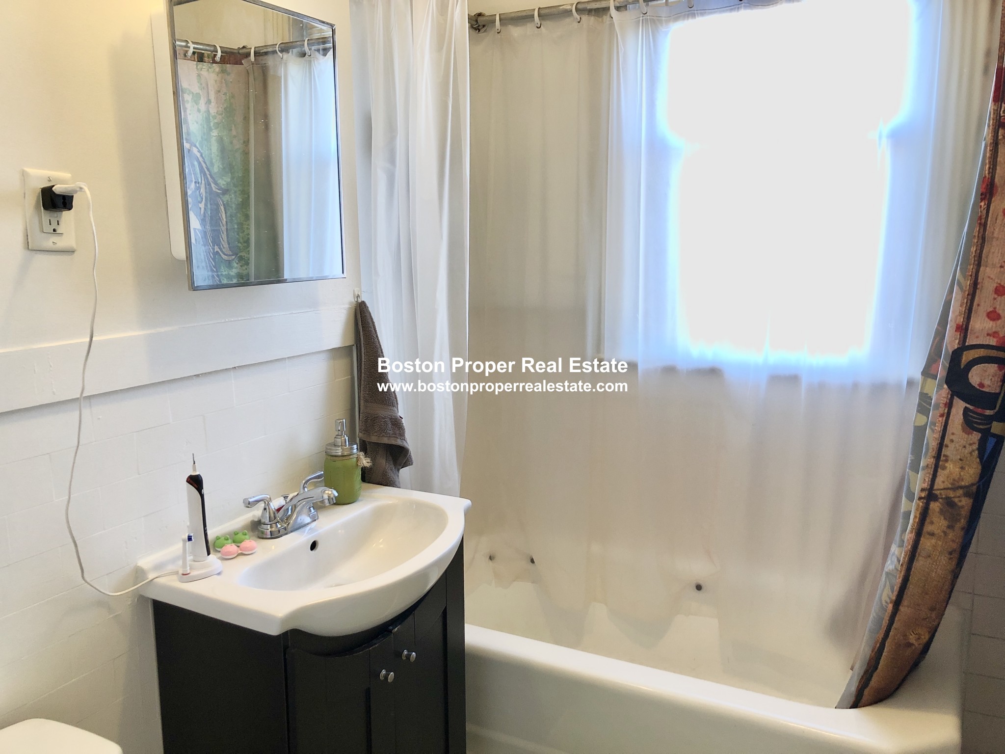 64 Charlesgate East, Fenway