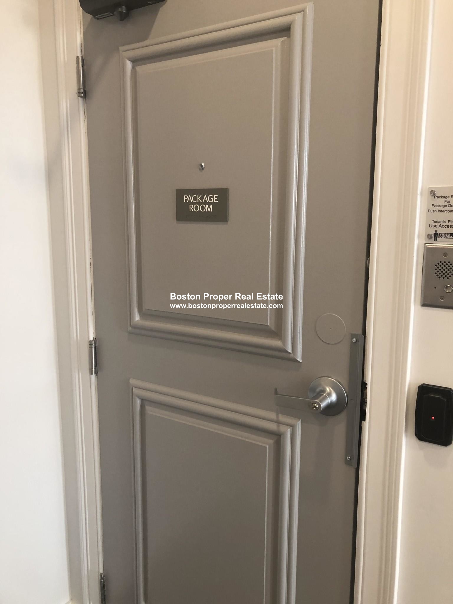 51 Queensberry St, Fenway