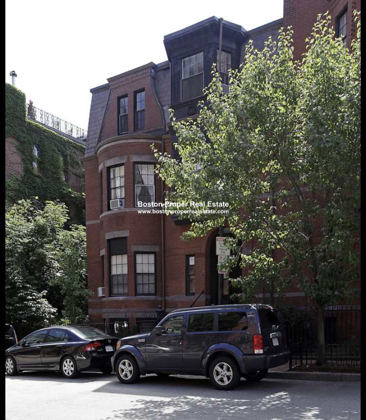 96 Saint Botolph St, Back Bay