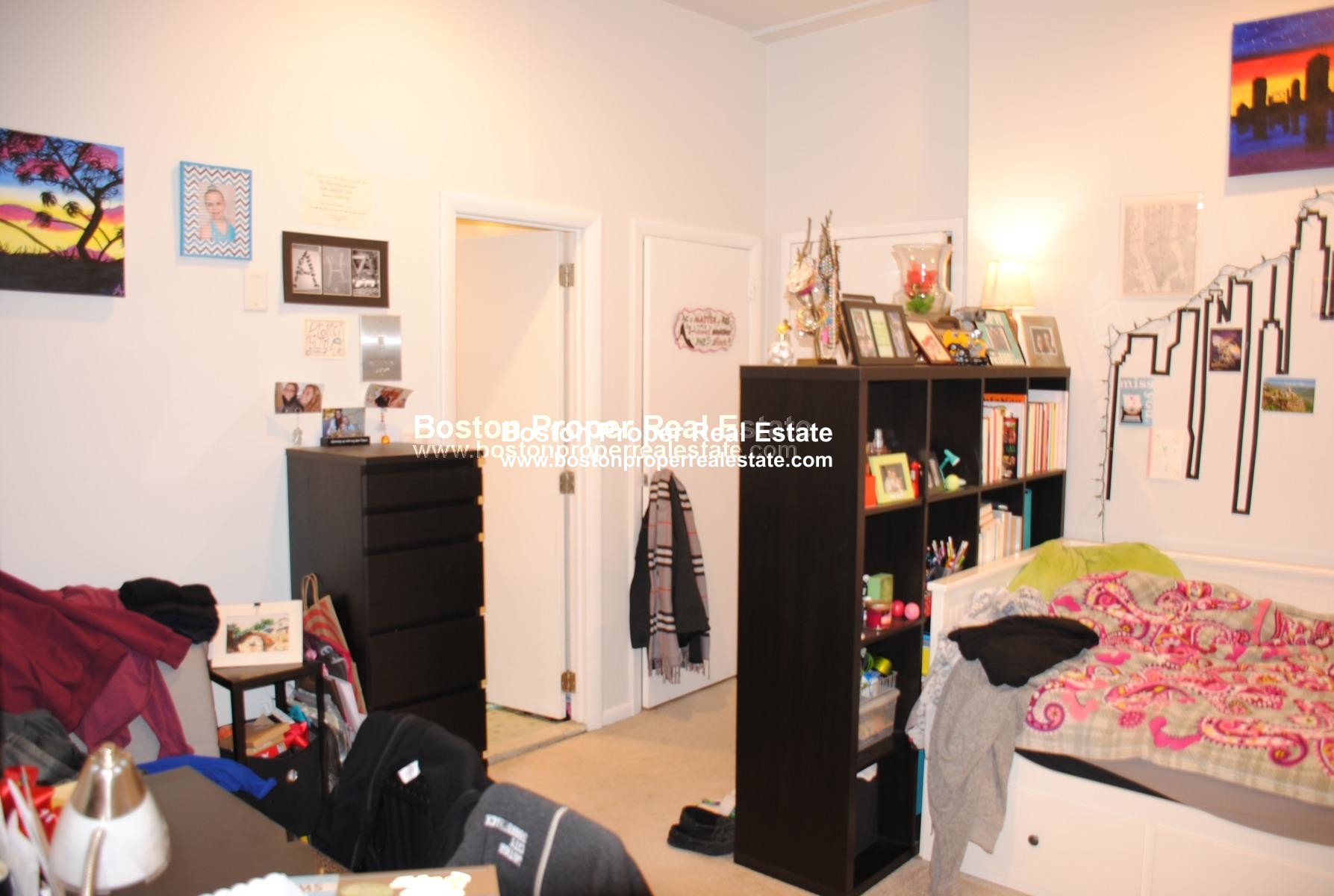 158 Saint Botolph St, Back Bay