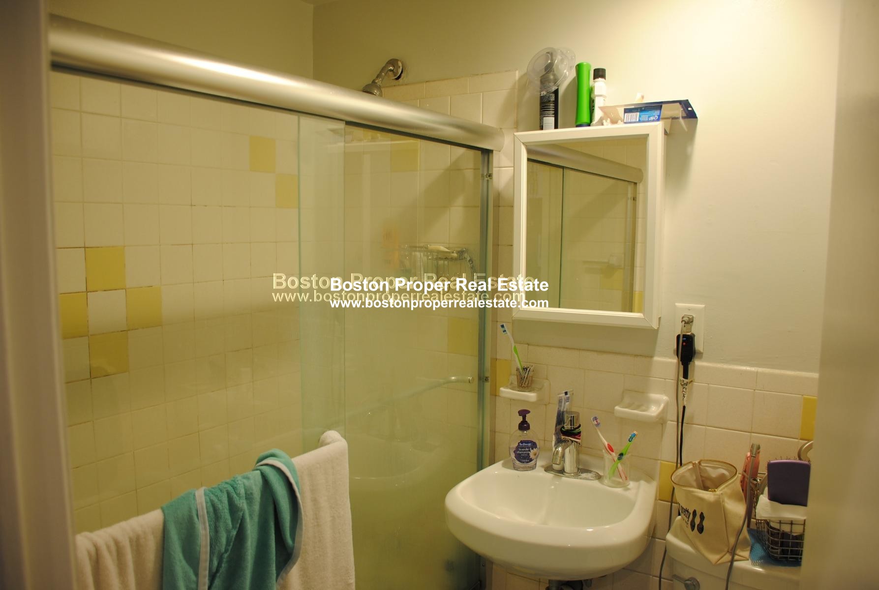 158 Saint Botolph St, Back Bay