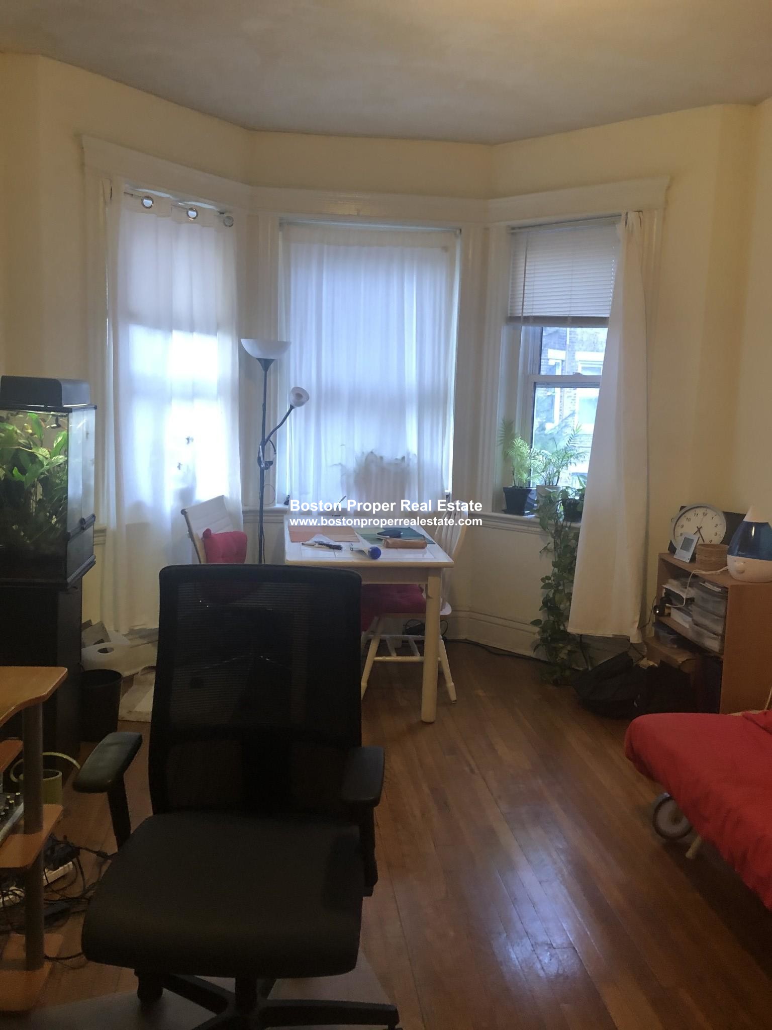 109 Queensberry St, Fenway