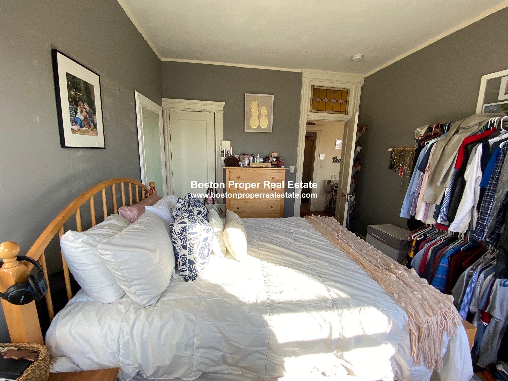 100 Queensberry St, Fenway