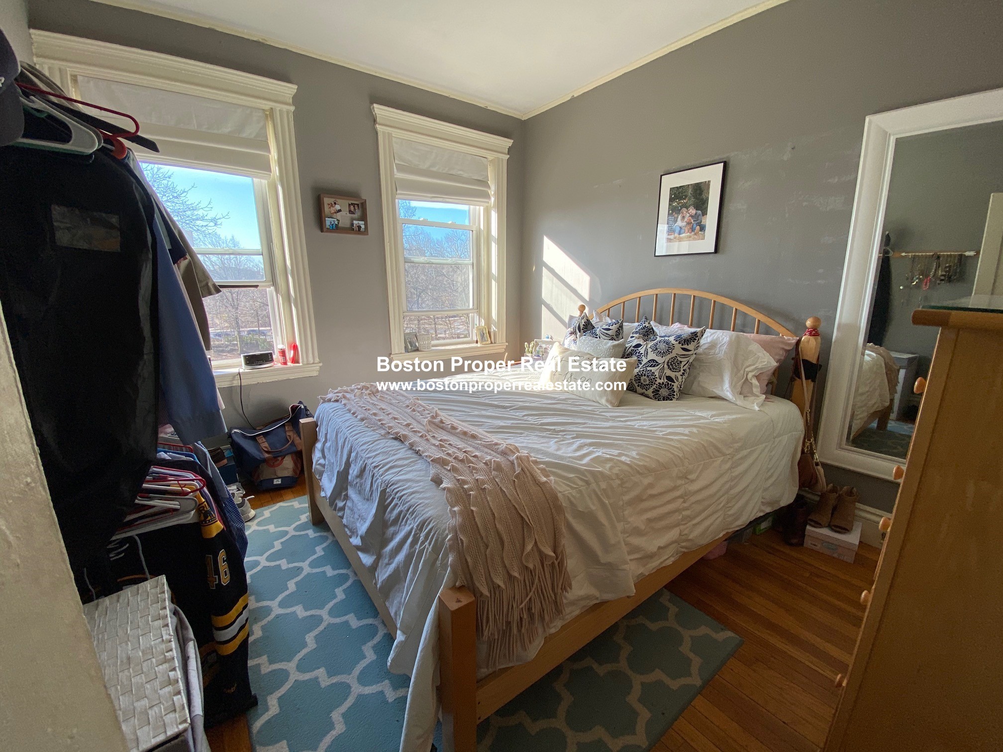 100 Queensberry St, Fenway