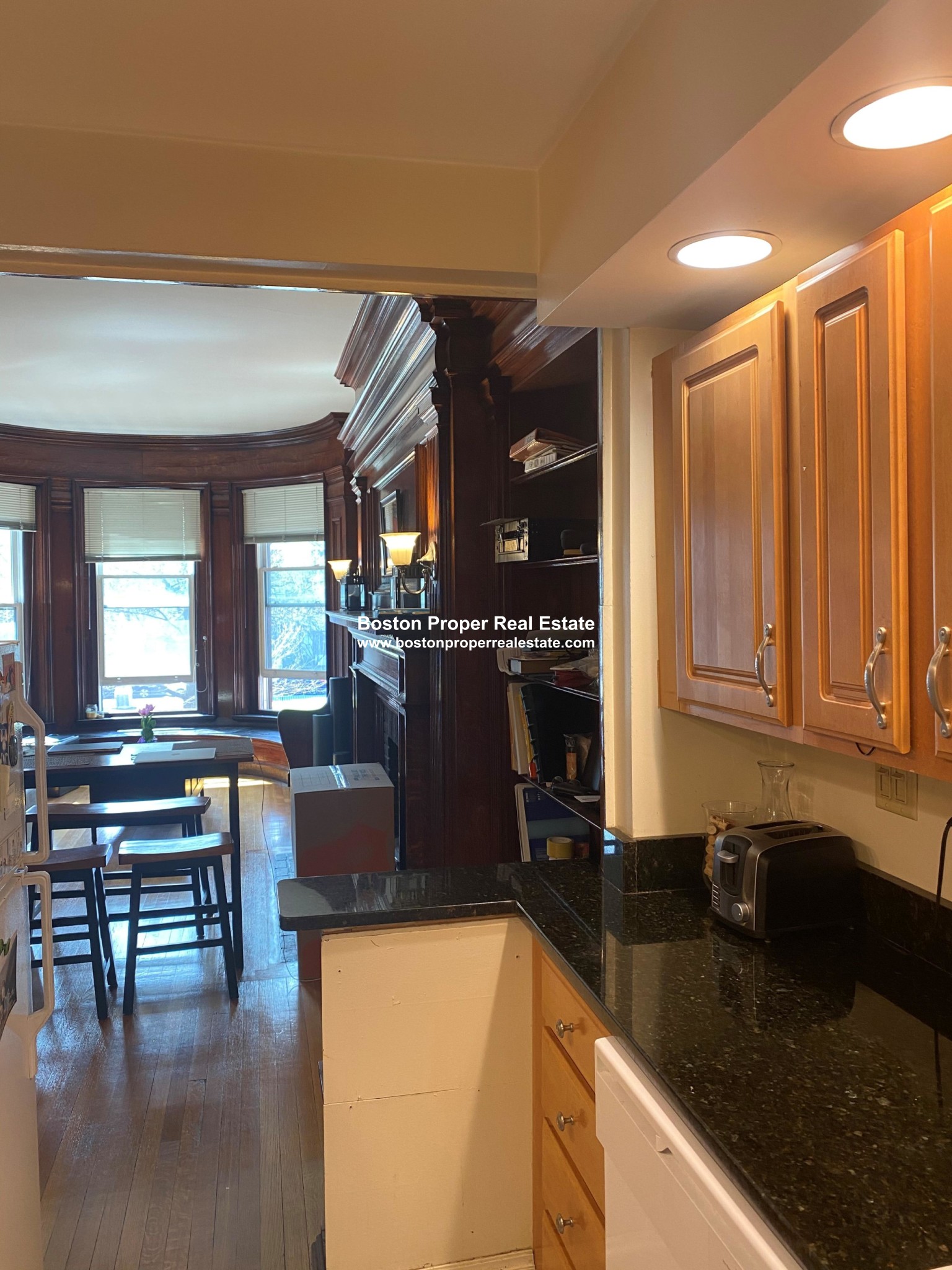 379 Commonwealth Ave, Back Bay