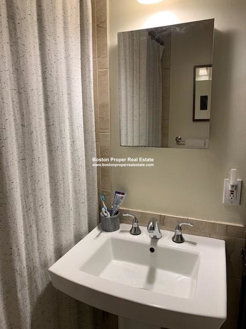 88 West Cedar St, Beacon Hill