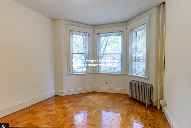 16 Queensberry St, Fenway