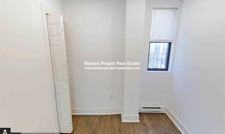 19 Peterborough St, Fenway